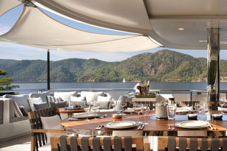 Afresco Dining
