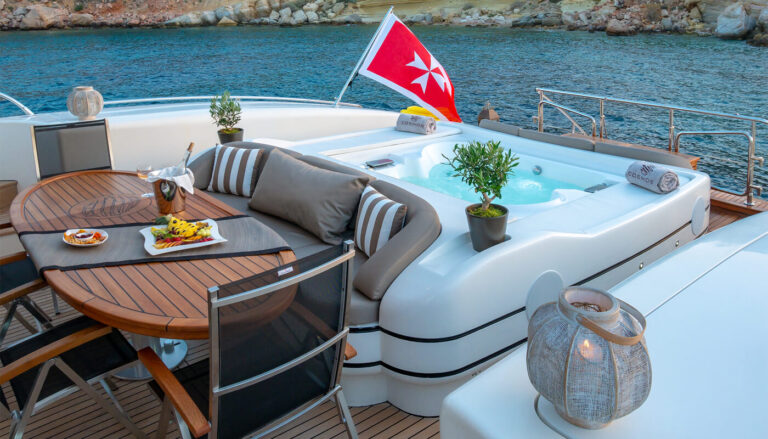 Aft Deck Jacuzzi