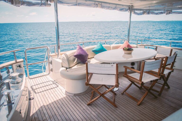 Aft Deck Alfresco Dining