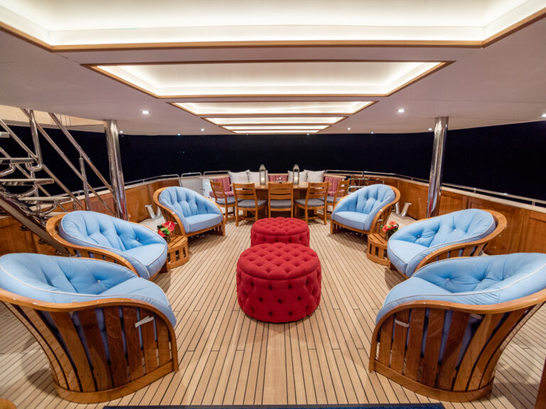 Aft Deck Seating