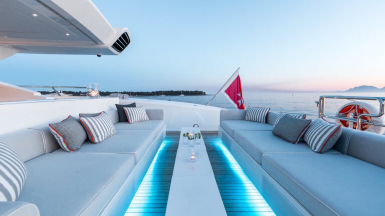 Aft Seating Area