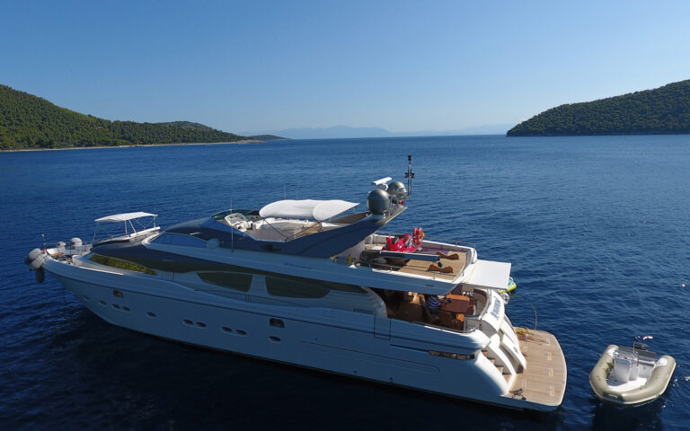 Albator 2 At Anchor