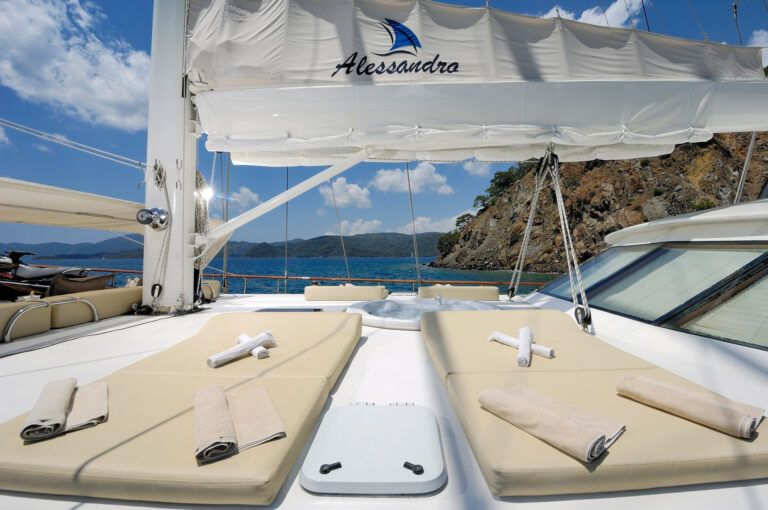 Alessandro Exterior - Sunbeds