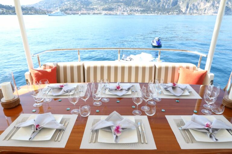 Alfresco Dining Area 00006
