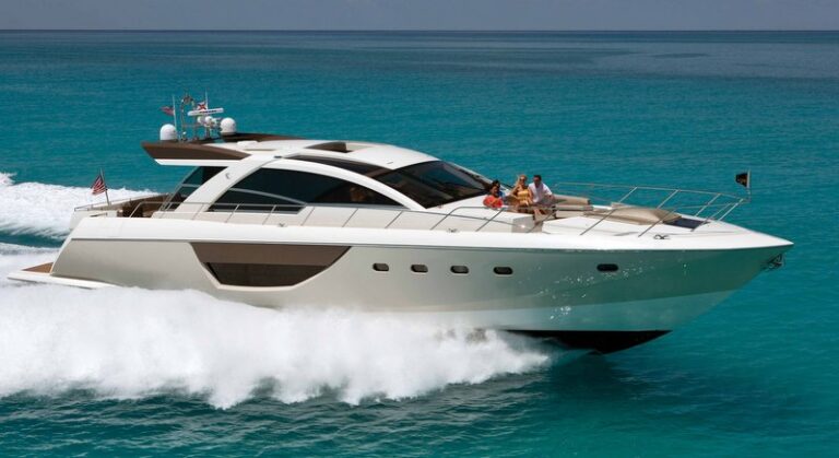 Alpha 76 Express yacht running