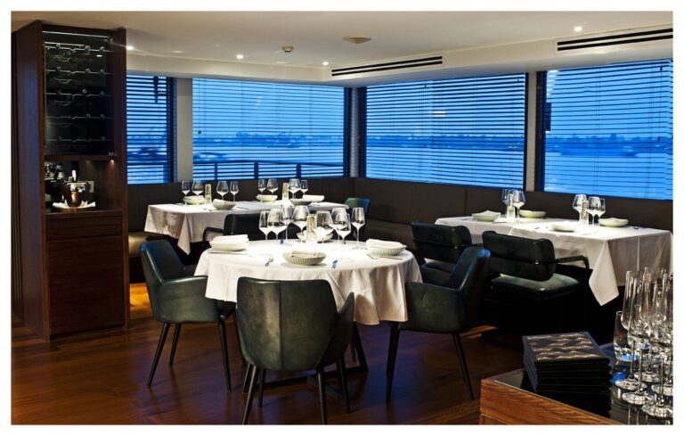 Aqua Mekong Dining Room