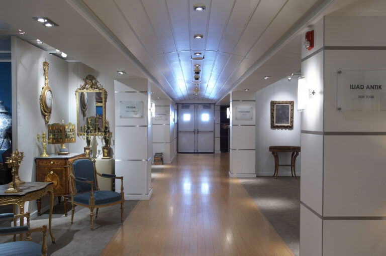 Art Gallery Vessel