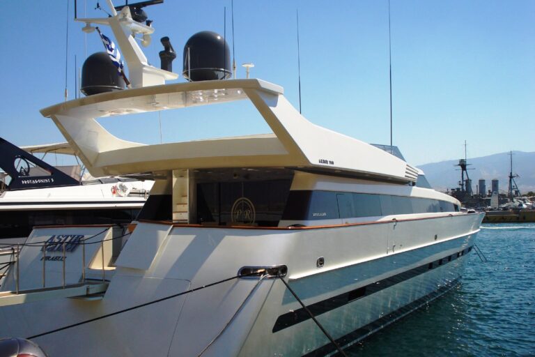Astir -  Stern To