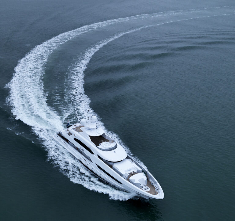 Asya superyacht - Photo by Dick Holthuis