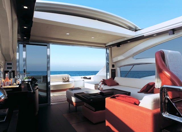 Azimut 62S - Salon looking aft