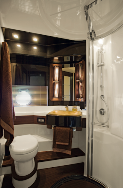 Azimut 72S Motor Yacht VIP Head