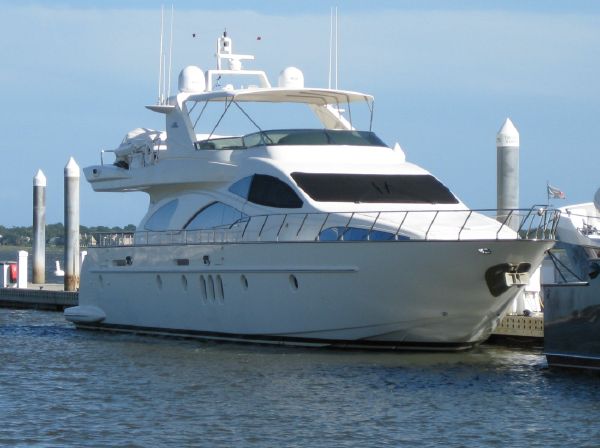 Azimut 80 GRACE - In Port
