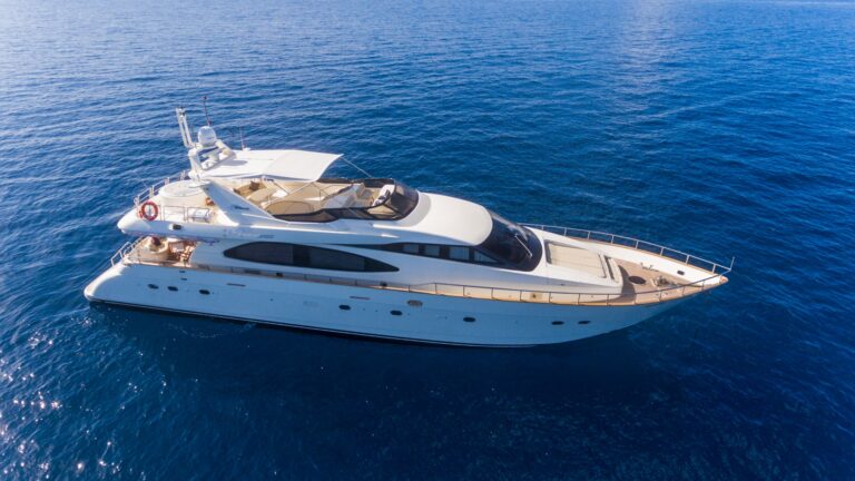 Azimut NAWAIMAA - Yacht Aerial Shot