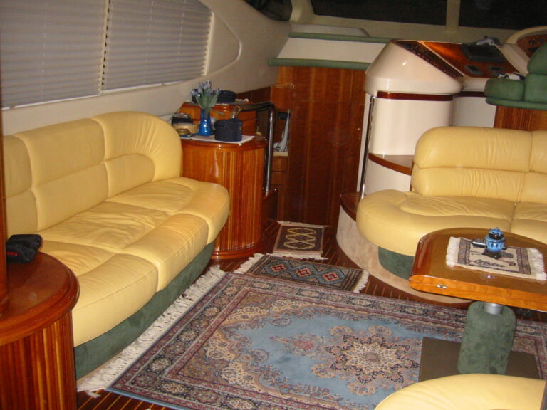 Azimut Yacht KIRAL -  Salon