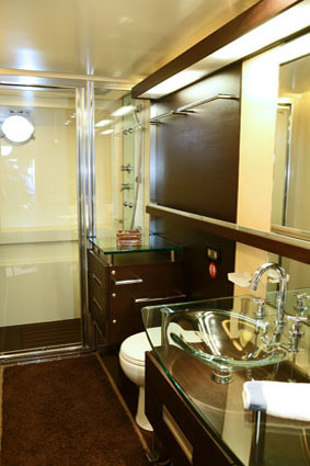 Azimut Yacht RENA N - Bathroom