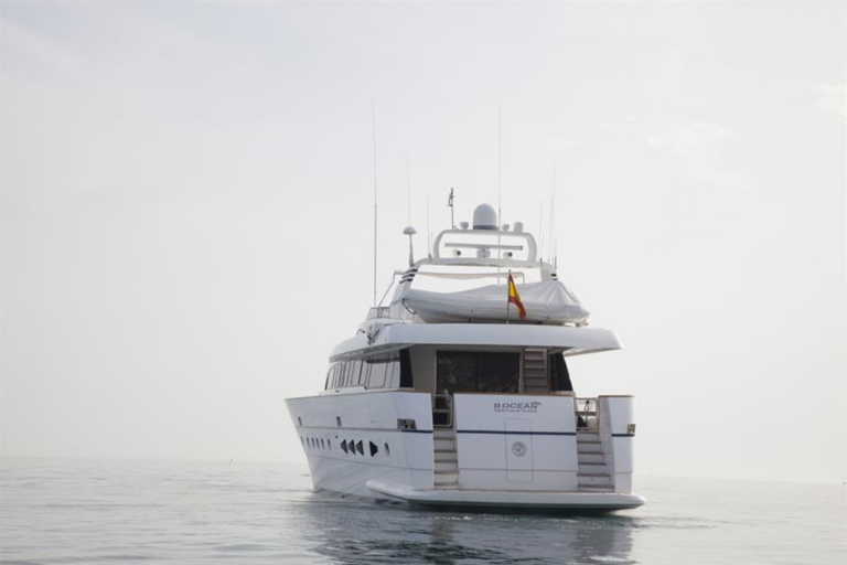 B OCEAN Aft View