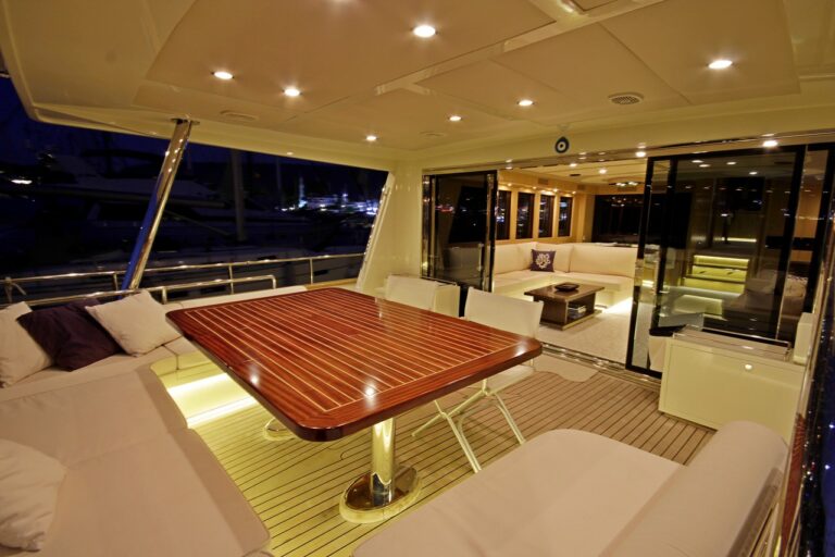BANDIDO Aft deck