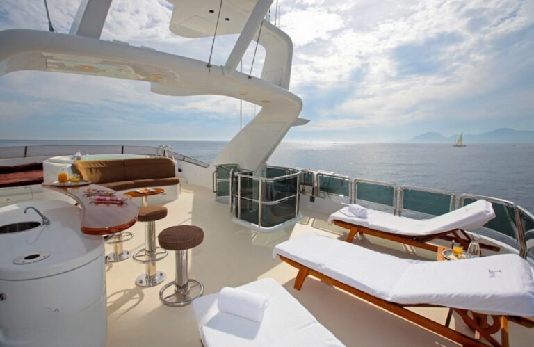 Exterior Relaxation Area