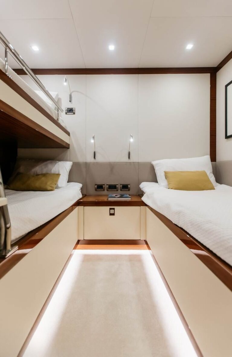 Cabin With Triple Bed
