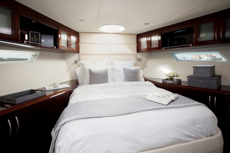 BG - VIP cabin