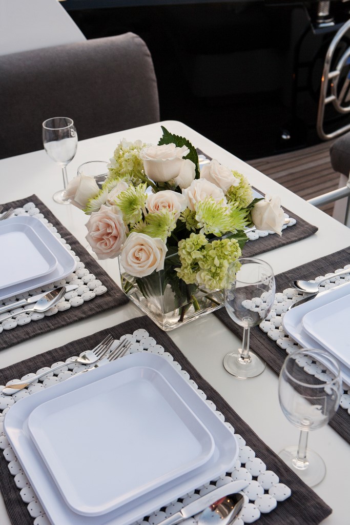BG3 - Dining detail