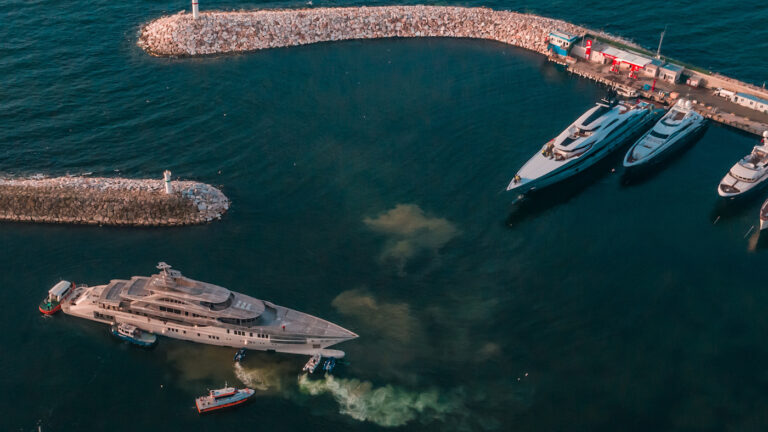 BILGIN 263-III NB78 Yacht On Water