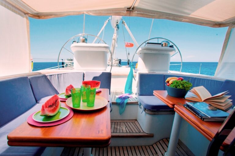 BLUE PHOENIX - Alfresco dining