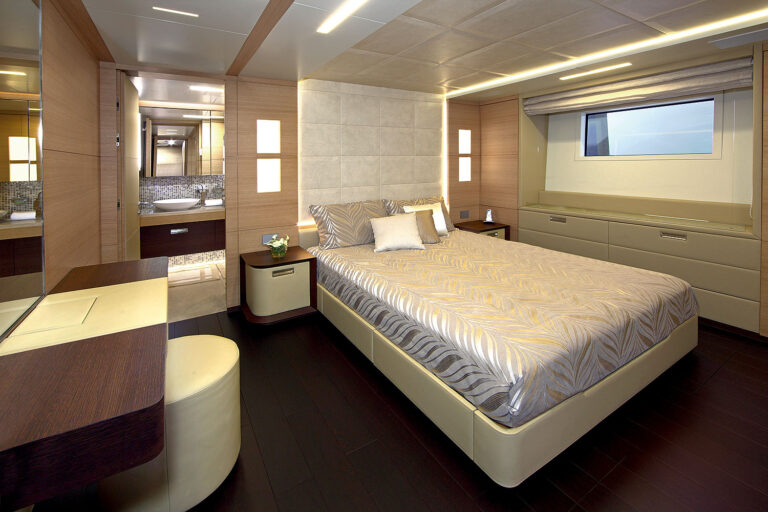 BS003 - VIP Cabin