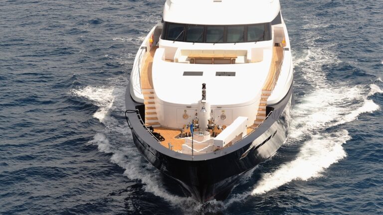 BURKUT exterior - credit to Baglietto Shipyard