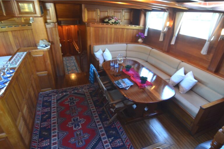 BZ Saloon