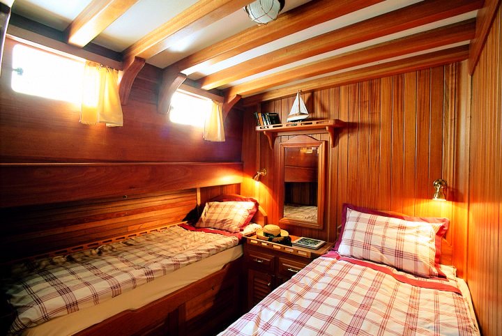 BZ cabin  twin