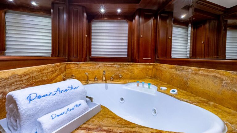 Bathroom Jacuzzi Bath