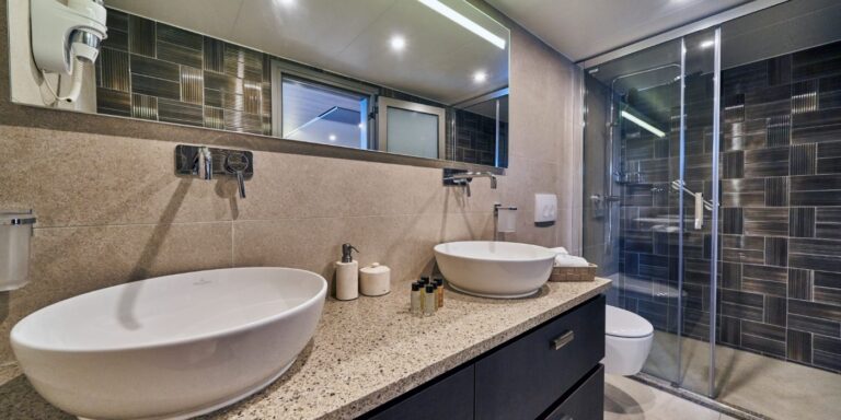 Bathroom Area 01