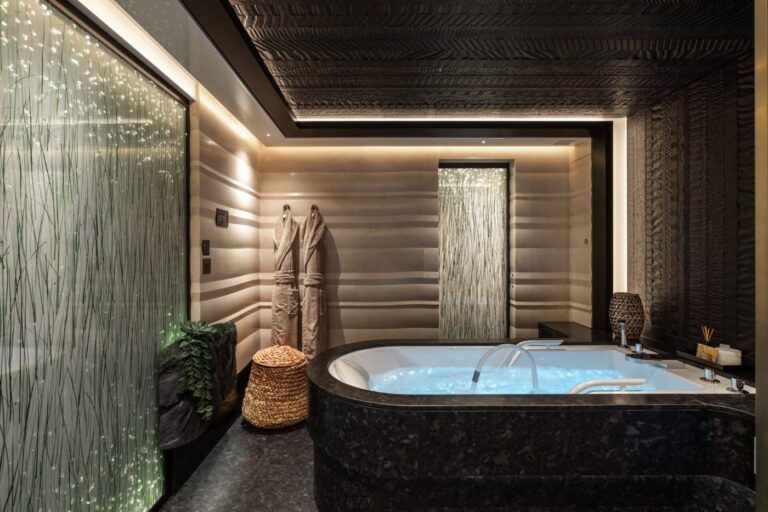 Bathtub Area