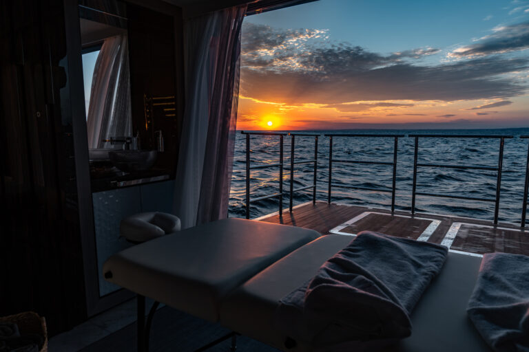 Beach Club-Massage Area