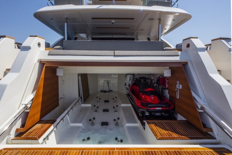 Beach Club Garage