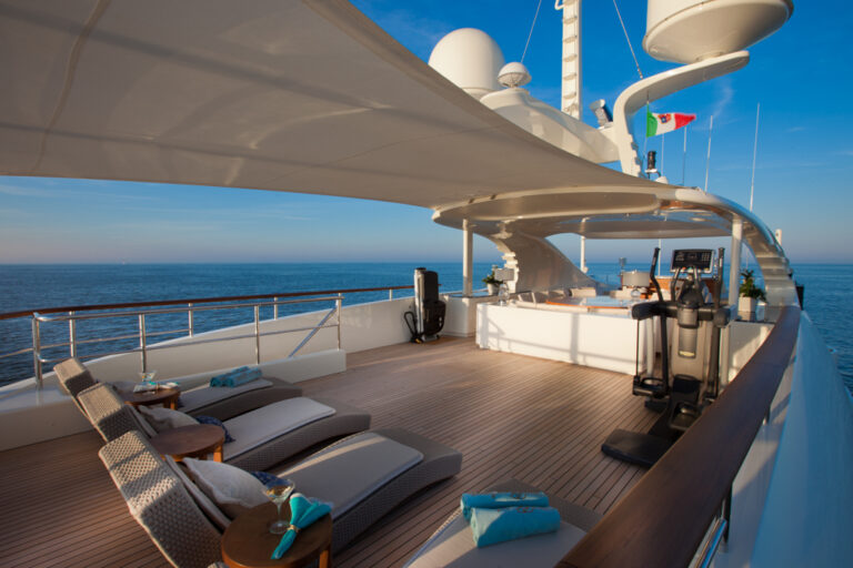 Belle Anna yacht - Flybridge