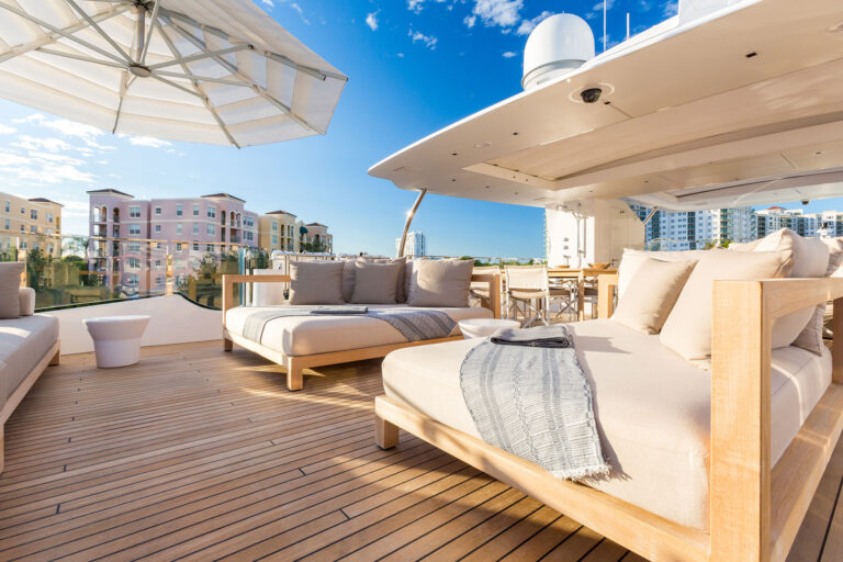 Benetti Crystal 140 Yacht Sun Deck