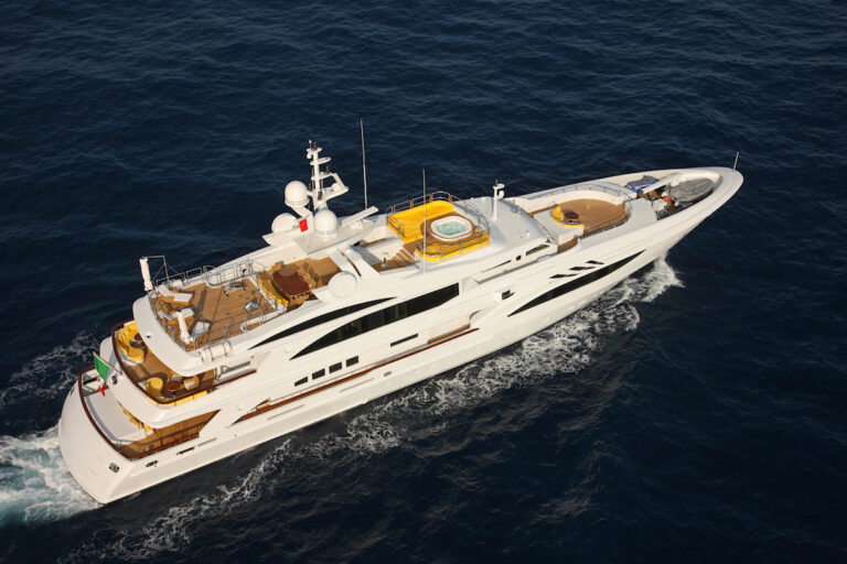 Benetti FB238 Platinum_running (2)