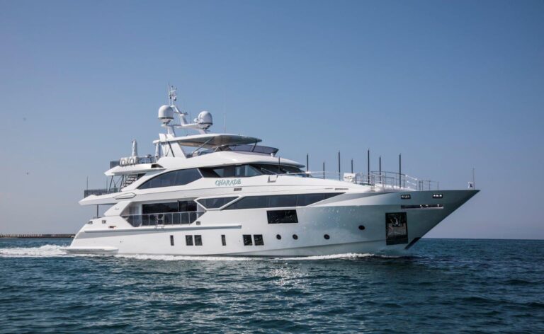 Benetti Fast 125' BF106 Charade