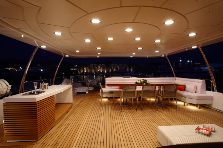 Benetti Tradition 105 Upper Deck
