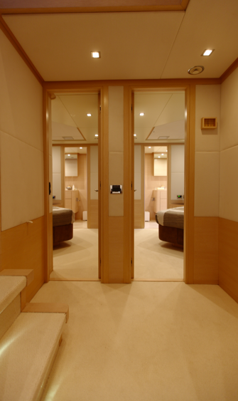 Benetti Tradition 105 yacht interior details