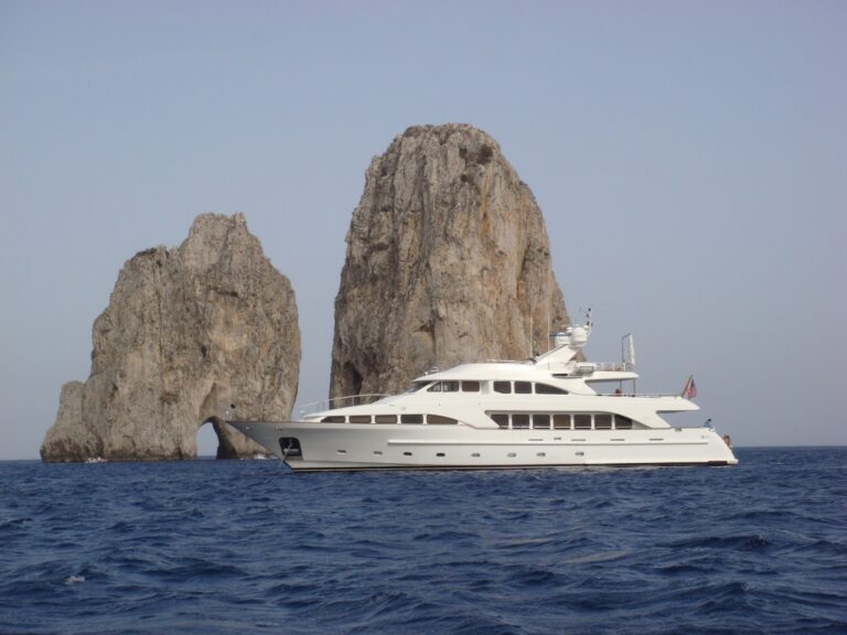 Benetti Yacht BACCHANAL -  Main