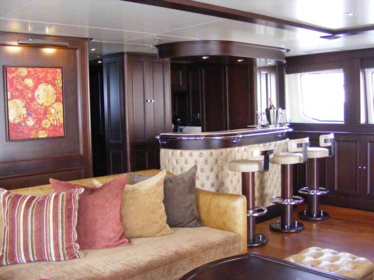 Benetti Yacht BACCHANAL -  Skylounge Bar 2