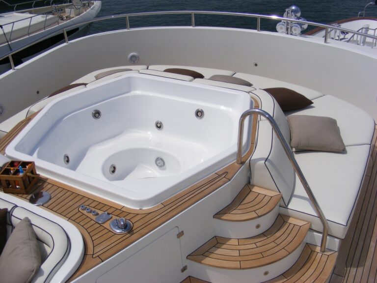Benetti Yacht BACCHANAL -  Sundeck Spa Pool