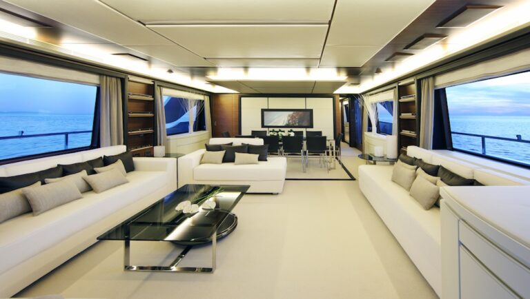 Benetti Yacht Delfino 93 Main Salon