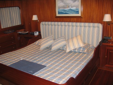 Benetti Yacht MIZAR - Master Cabin