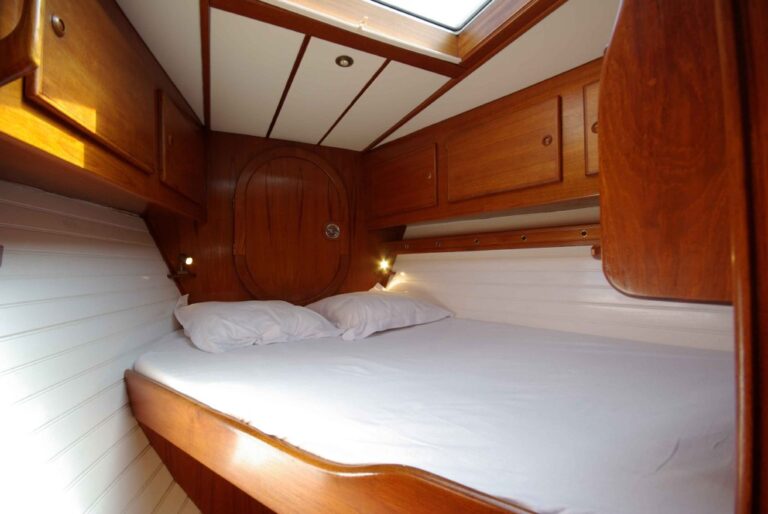 Bernic II - Double Cabin
