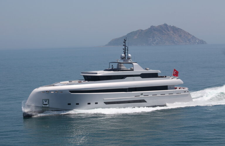 Bilgin 132 luxury motor yacht M (Project M)-001