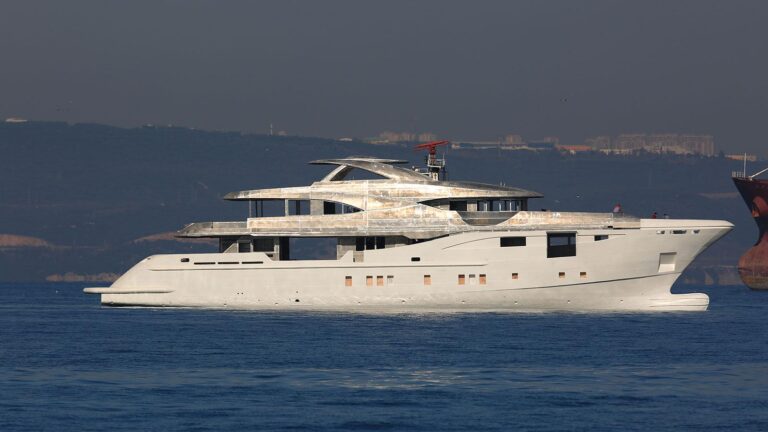 Bilgin 156 hull 2